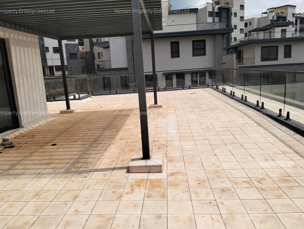 4 Bed Townhouse with En Suite in Loresho - 4