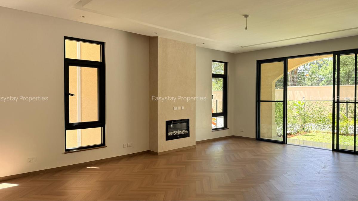 5 Bed Townhouse with En Suite in Lavington - 8