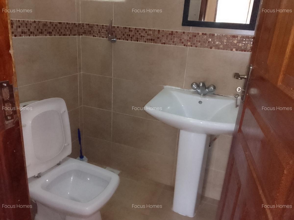 5 Bed Townhouse with En Suite in Lavington - 13
