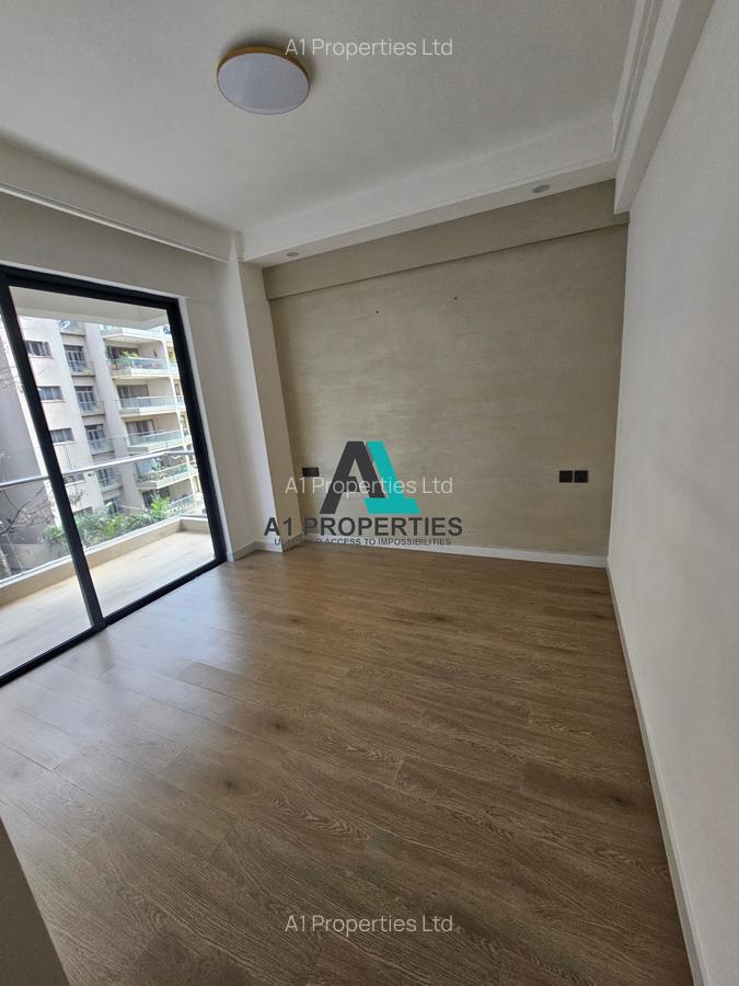 2 Bed Apartment with En Suite in Westlands Area - 3