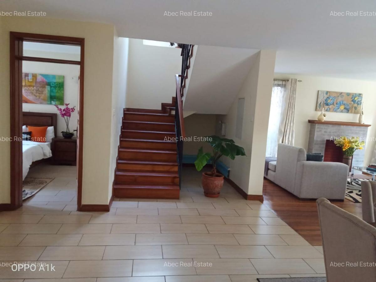 4 Bed Villa with En Suite in Runda - 5