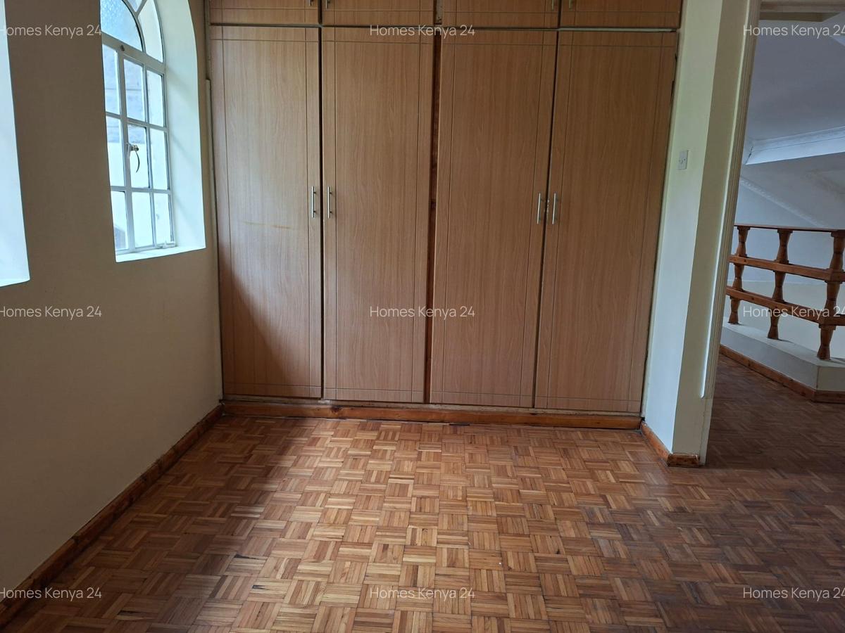 4 Bed House in Runda - 11
