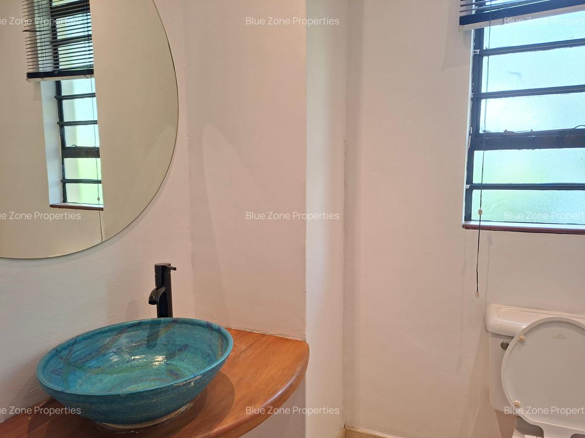 4 Bed House with En Suite at Off Glory Rd - 13