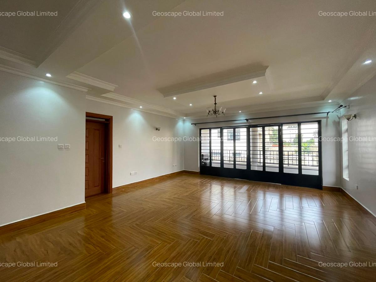 4 Bed House with En Suite in Kiambu Road - 12