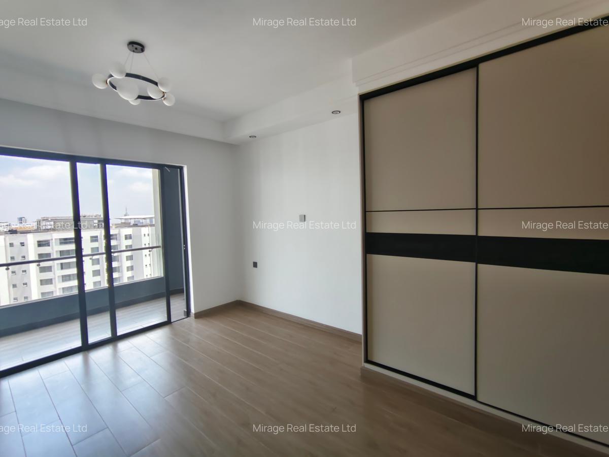 5 Bed Apartment with Swimming Pool in Kilimani - 16