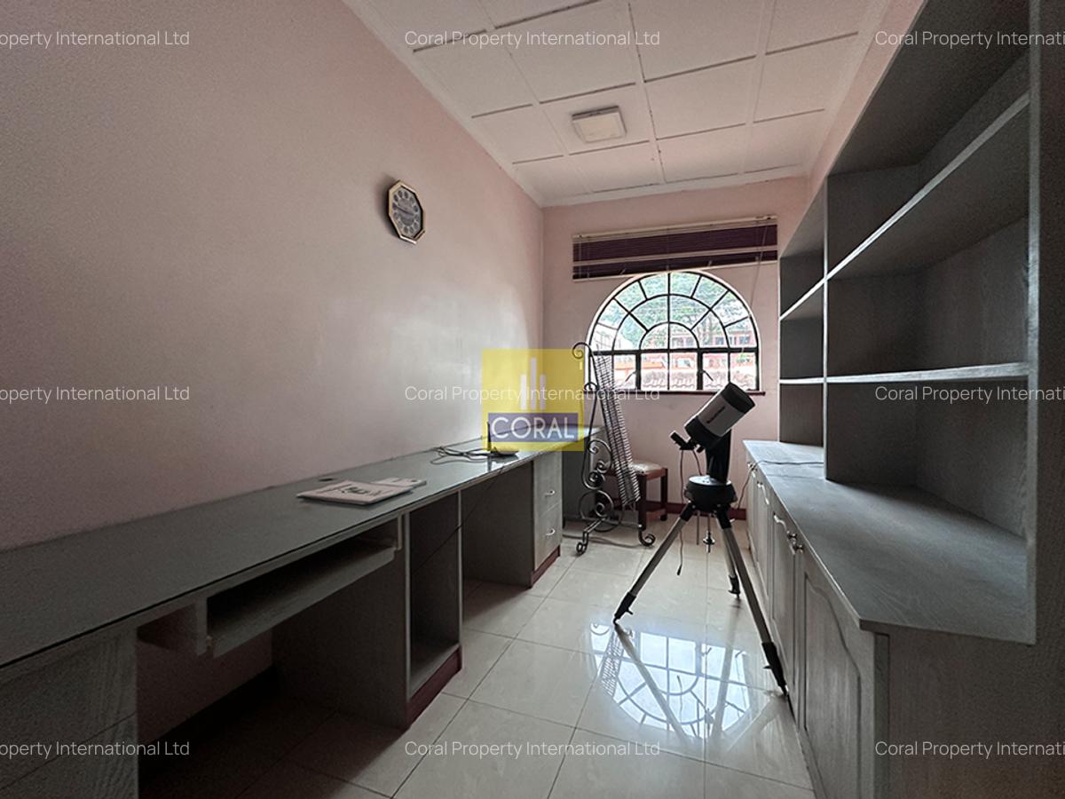 5 Bed House in Runda - 13
