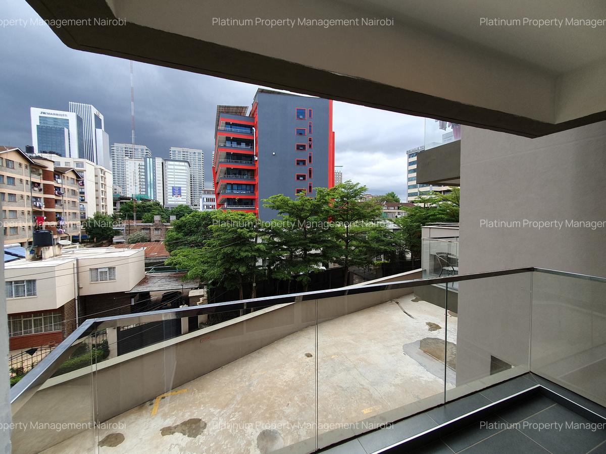 2 Bed Apartment with En Suite at Ojijo Rd - 15