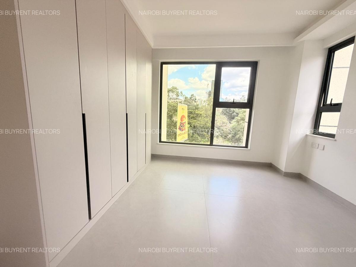 3 Bed Apartment with En Suite in Westlands Area - 13