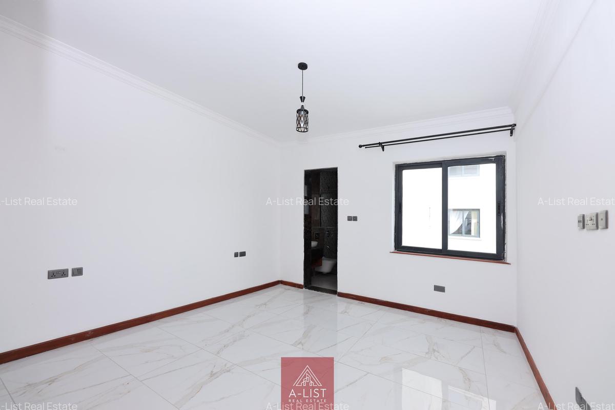 3 Bed Apartment with En Suite at Nyando Road - 2