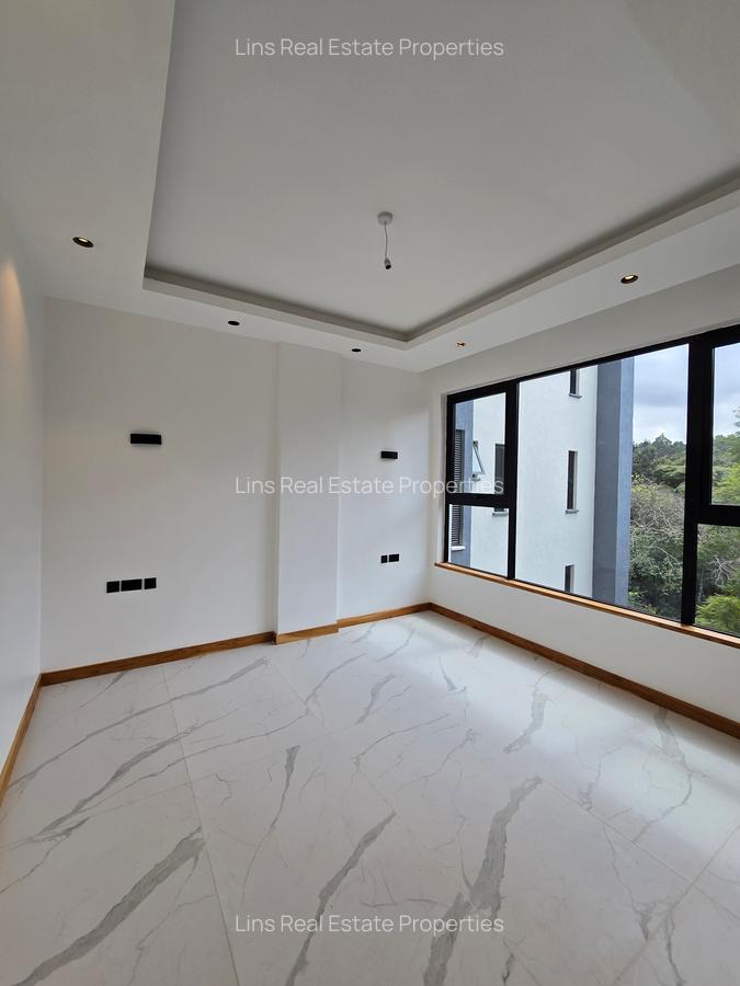2 Bed Apartment with En Suite in Spring Valley - 16