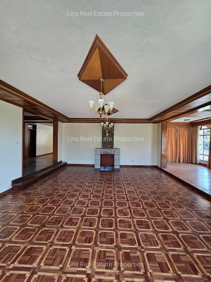 5 Bed House with En Suite in Runda - 15