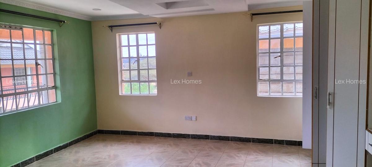 5 Bed House with En Suite in Ongata Rongai - 10