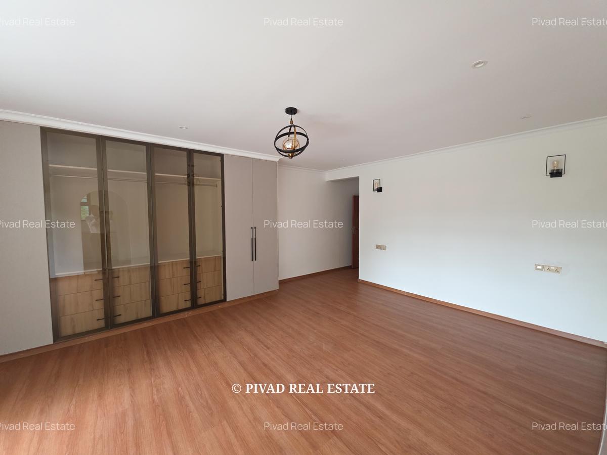 6 Bed House with Garden in Runda - 5