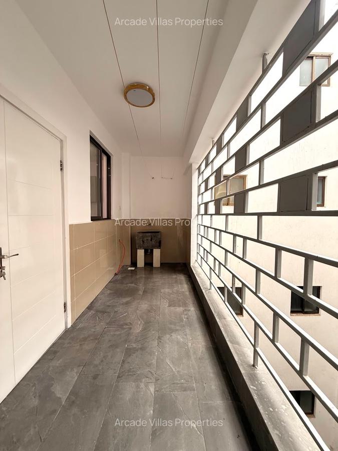 4 Bed Apartment with En Suite in Kileleshwa - 16
