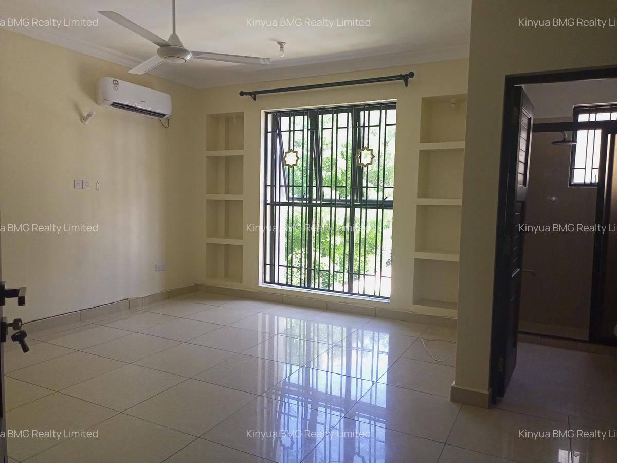 Serviced 3 Bed Apartment with En Suite in Nyali Area - 1