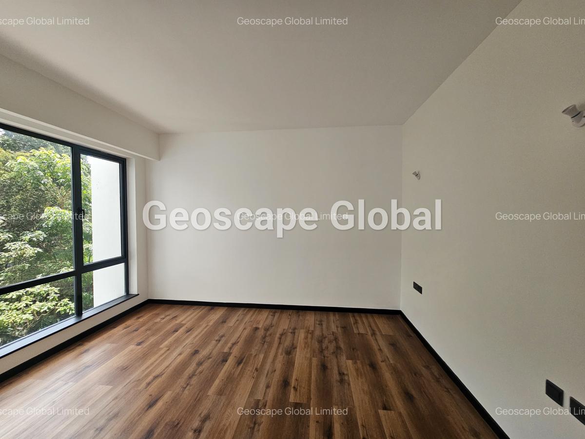 3 Bed Apartment with En Suite in Westlands Area - 18