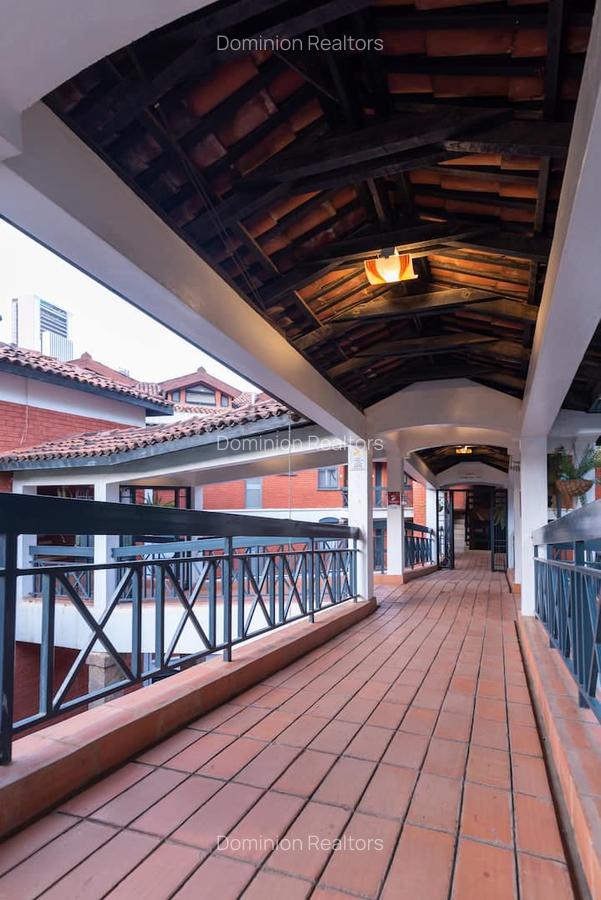 Serviced 1 Bed Apartment with En Suite at Kolobot Drive - 9