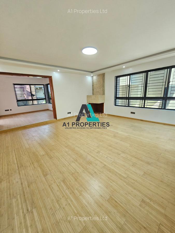 5 Bed Townhouse with En Suite in Lavington - 1