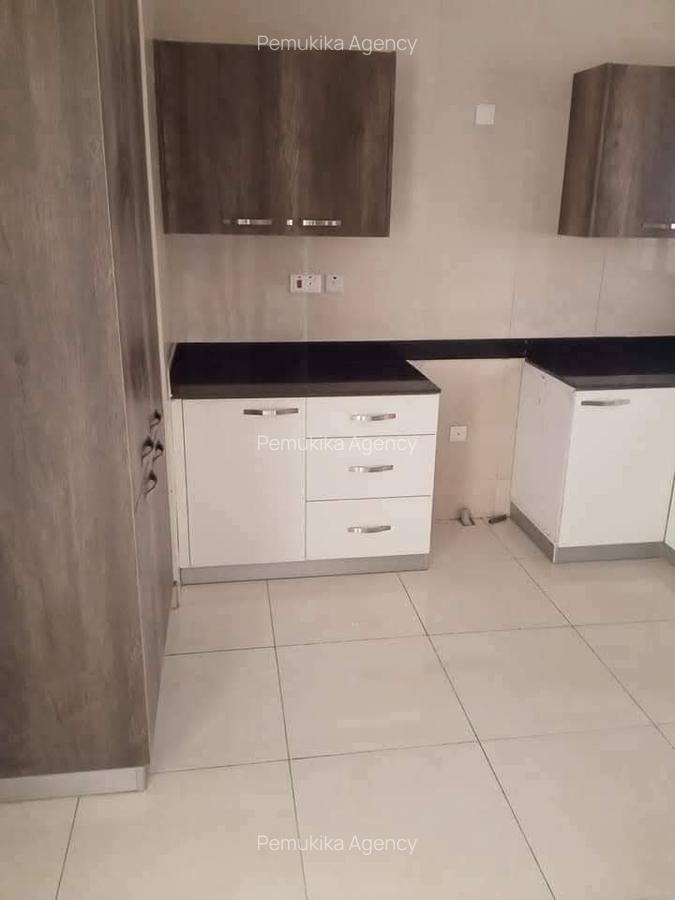 5 Bed Apartment with En Suite in Syokimau - 6