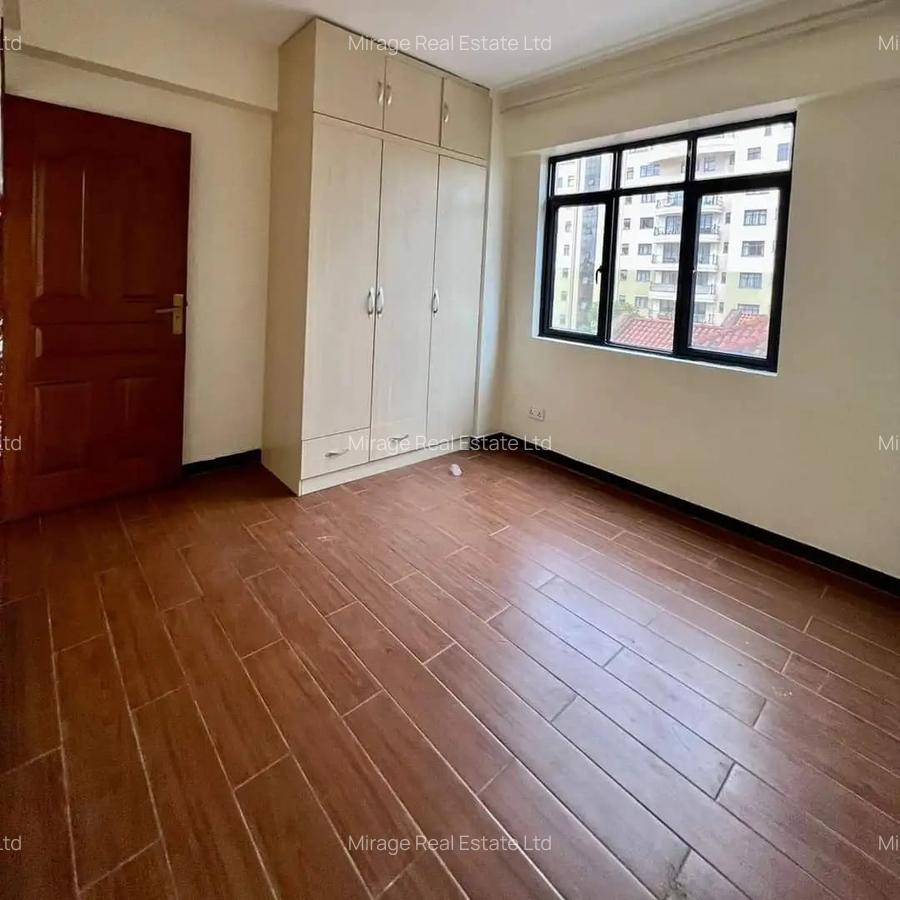 2 Bed Apartment with Gym in Kilimani - 14