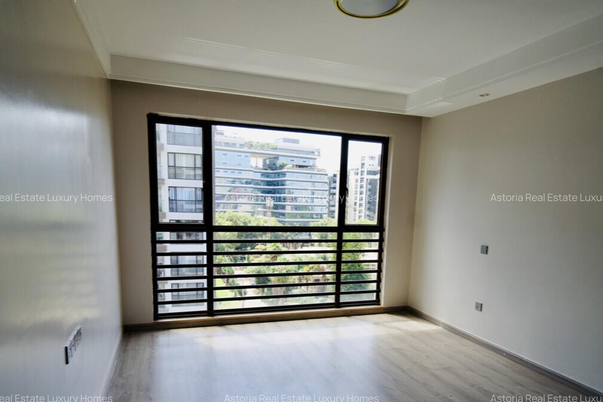 2 Bed Apartment with En Suite at 2026-384 2 Bed ??? - 4