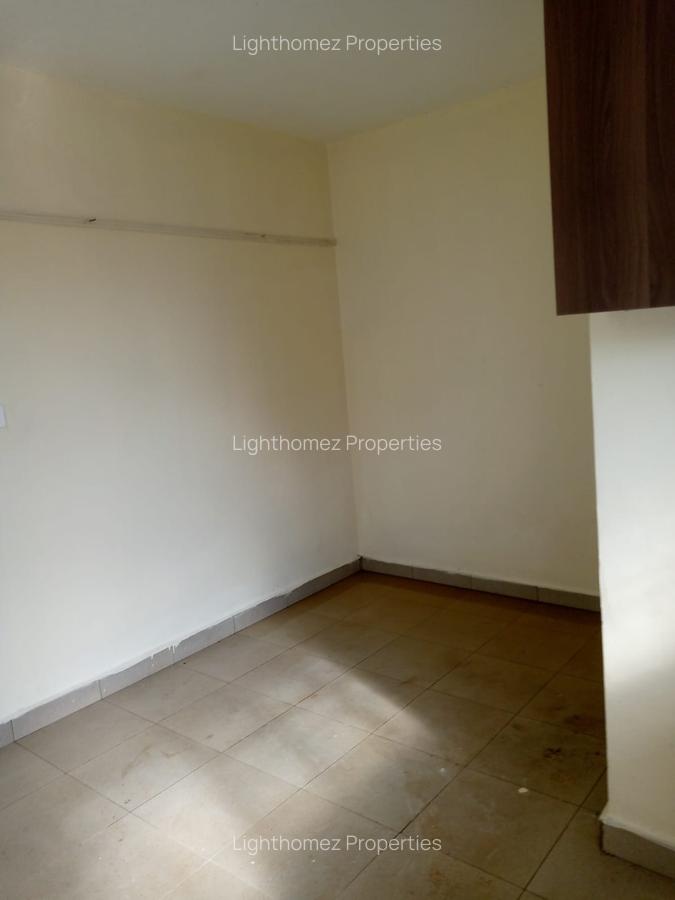 1 Bed Apartment with En Suite at Kangemi - 9