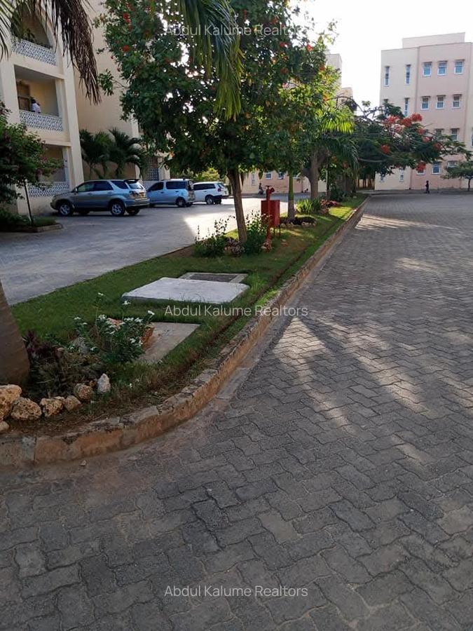 Serviced 2 Bed Apartment with En Suite at Mtwapa - 6