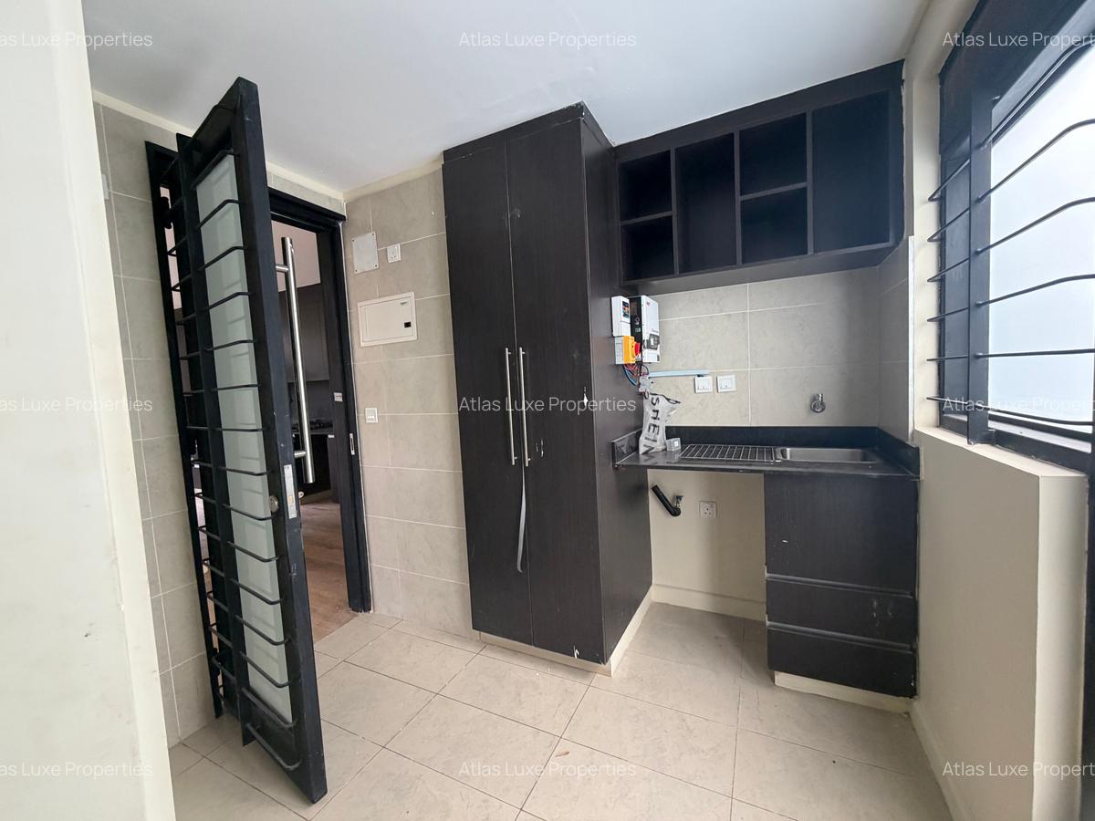4 Bed Townhouse with En Suite in Runda - 4