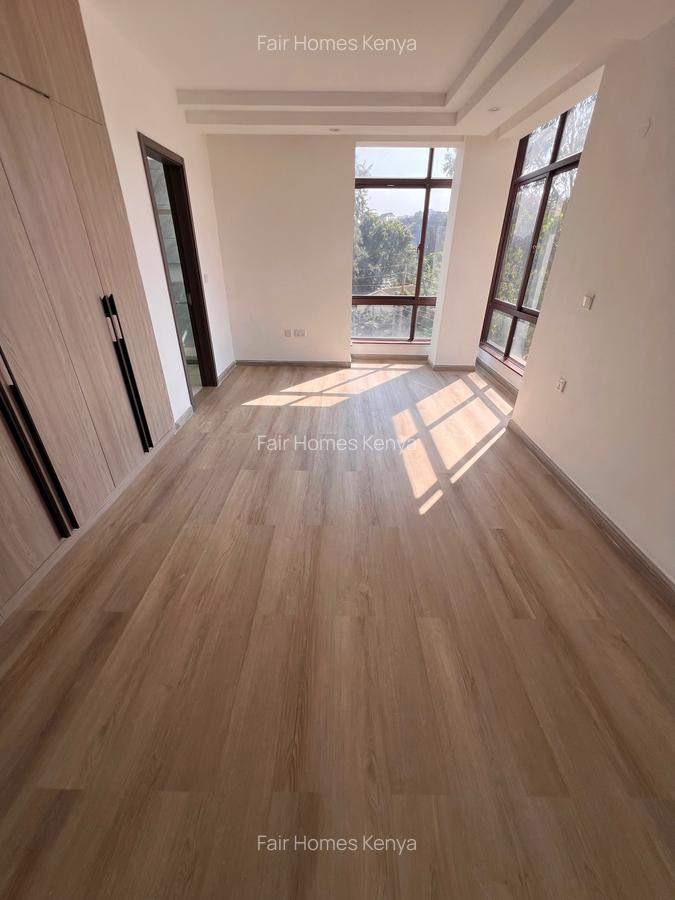 3 Bed Apartment with En Suite at Oloitoktok Road - 16