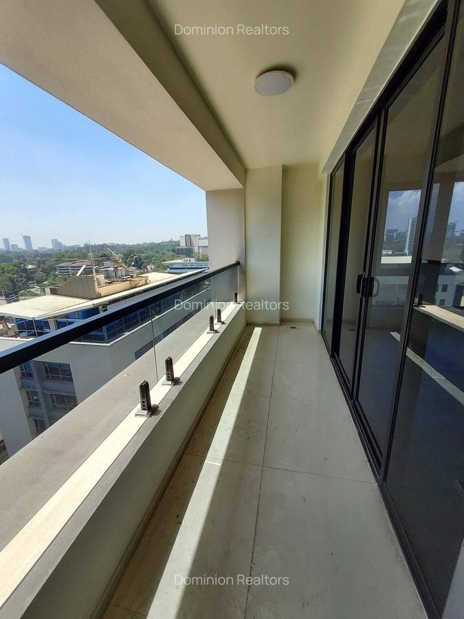 1 Bed Apartment with En Suite in Parklands - 5