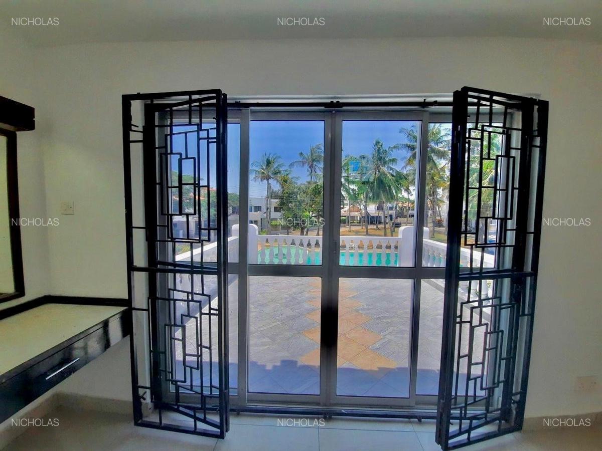 4 Bed Villa with En Suite at Twiga Road - 16