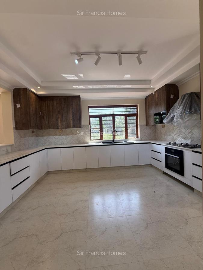 4 Bed Villa with En Suite in Karen - 12
