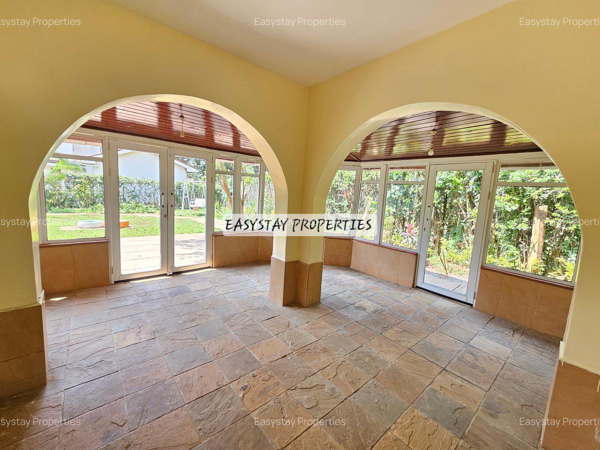4 Bed Townhouse with En Suite in Lavington - 4