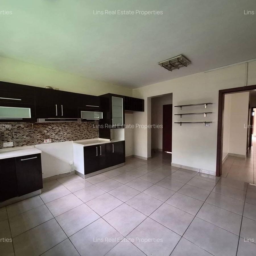 4 Bed Townhouse with En Suite in Runda - 9