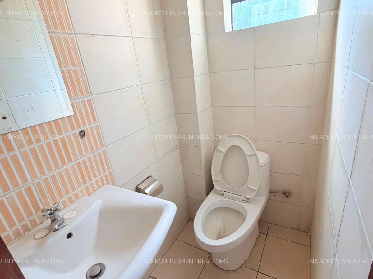 3 Bed Apartment with En Suite in Kilimani - 14