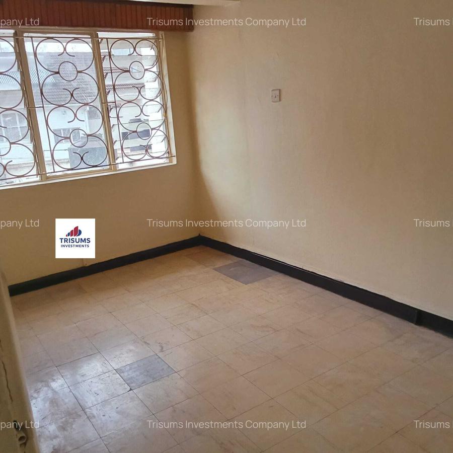 3 Bed Villa with En Suite in Parklands - 10