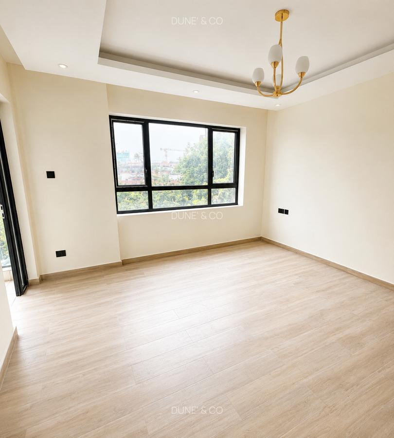3 Bed Apartment with En Suite in Westlands Area - 13