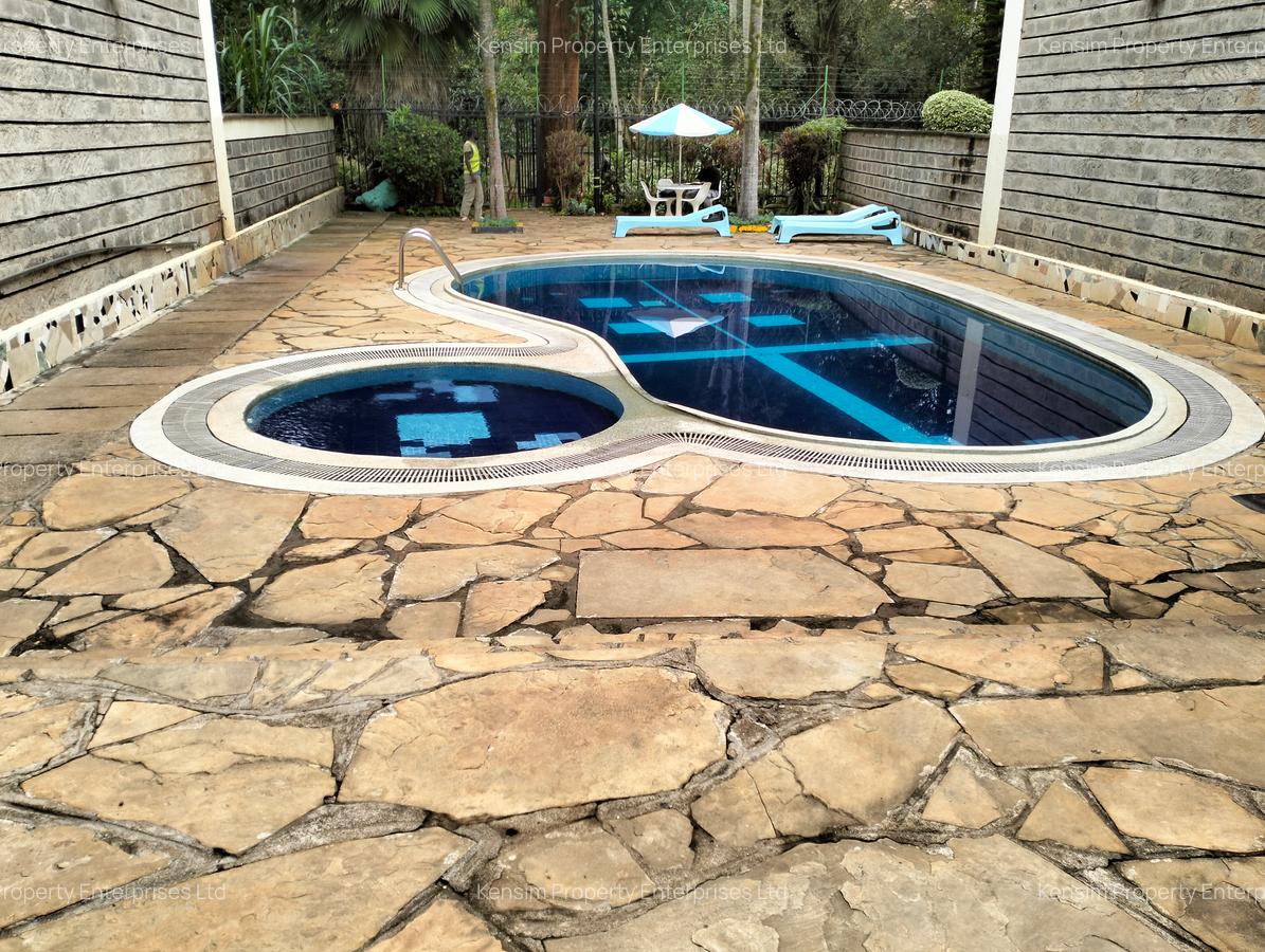 4 Bed Townhouse with En Suite in Westlands Area - 2