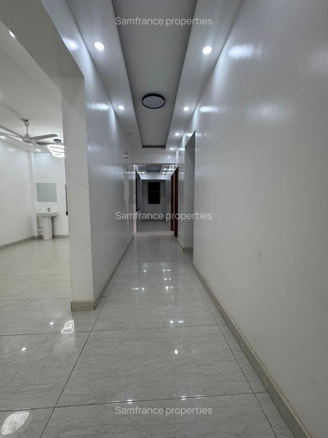 Serviced 4 Bed Apartment with En Suite at Kizingo - 11