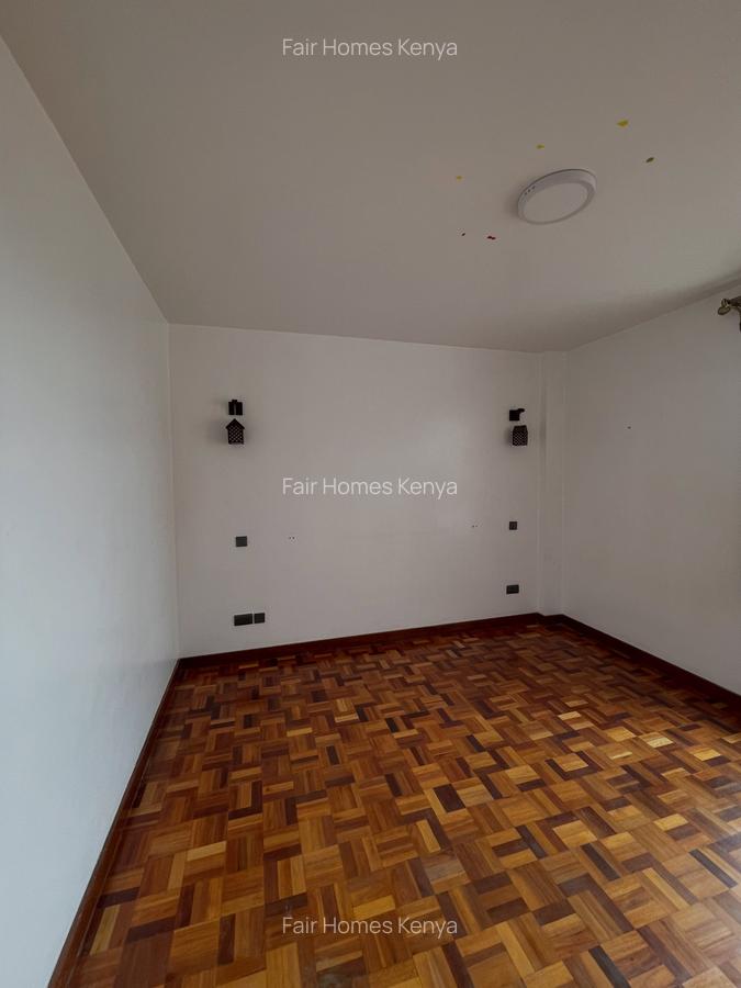 3 Bed Apartment with En Suite at Othaya Road - 14