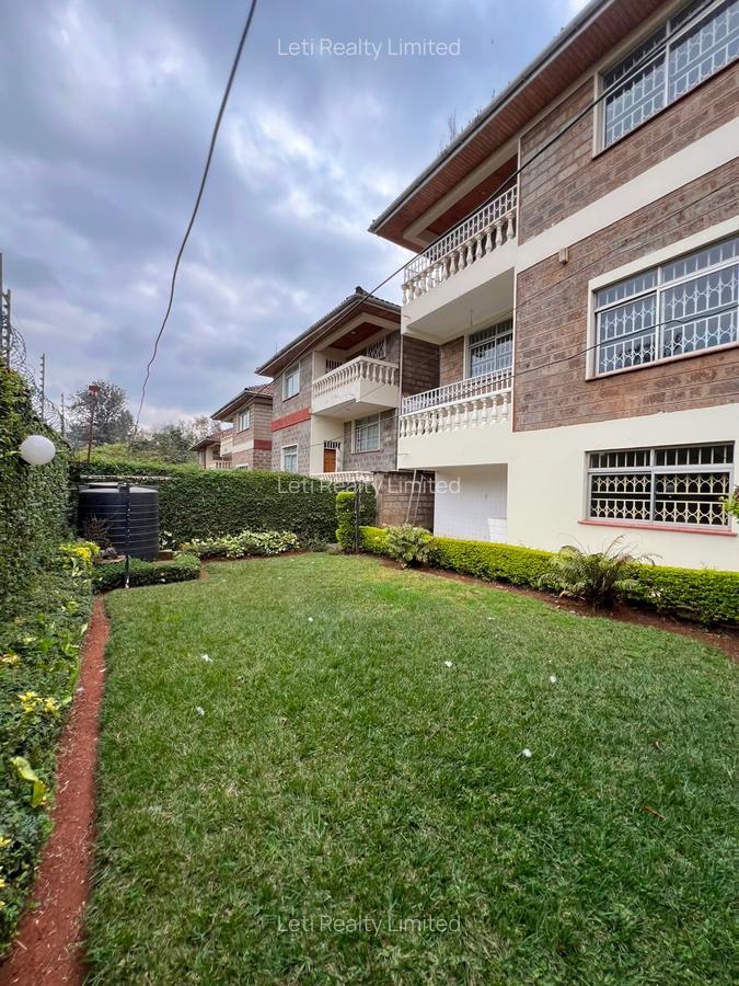 4 Bed Townhouse with En Suite in Lavington - 14