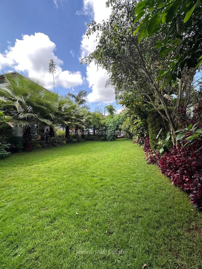 5 Bed House with Swimming Pool in Runda - 2
