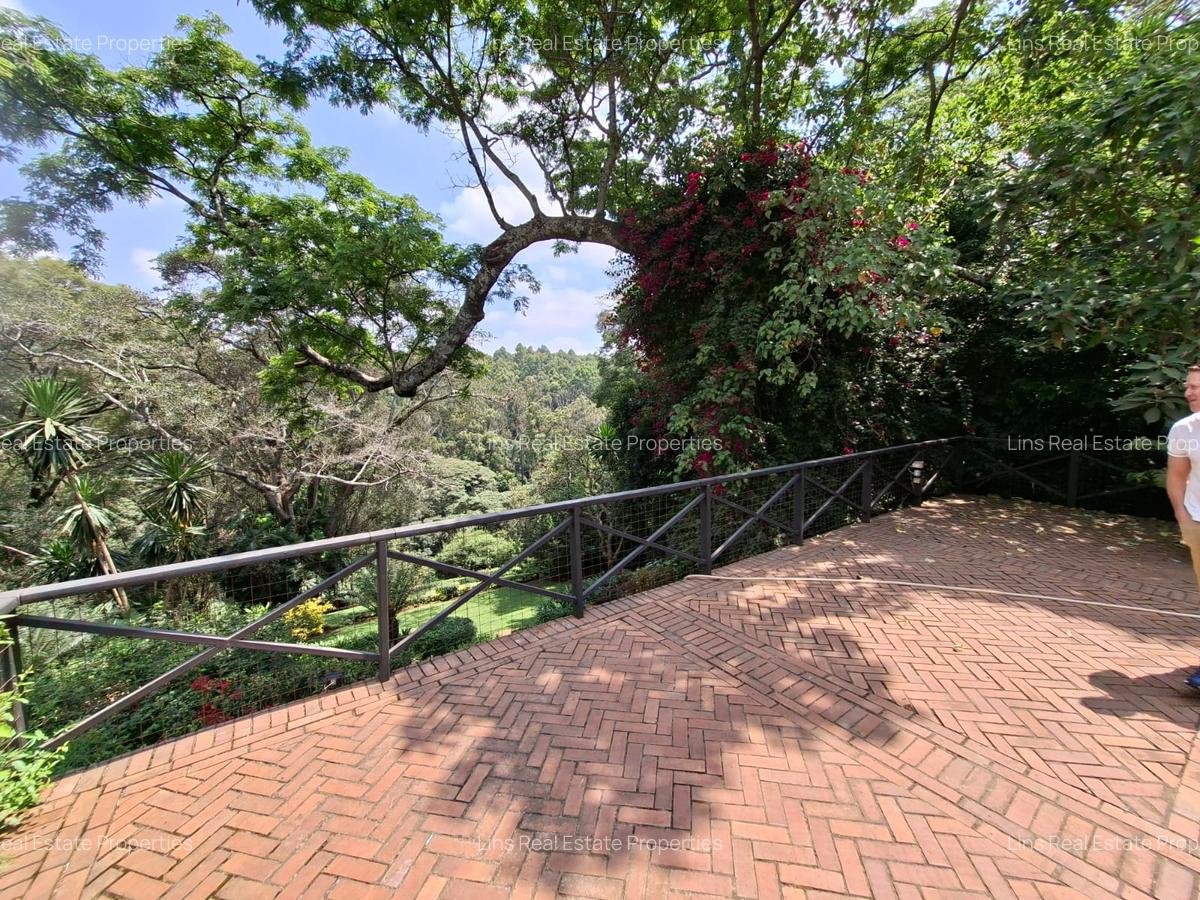 5 Bed House with En Suite in Gigiri - 6