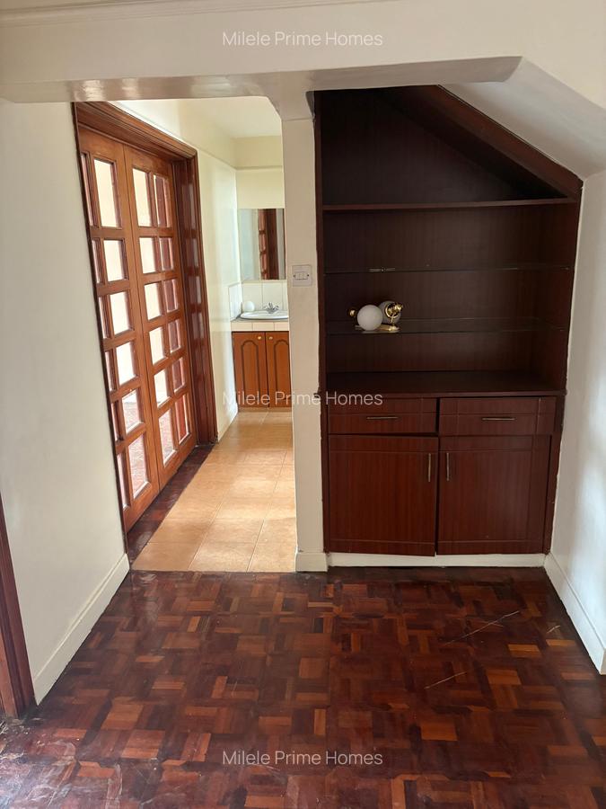 4 Bed Townhouse with En Suite at Matundu Lane - 9