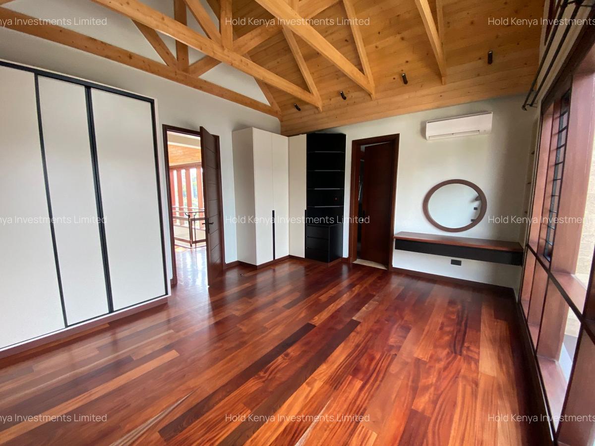 6 Bed House with En Suite at Runda Mumwe - 12