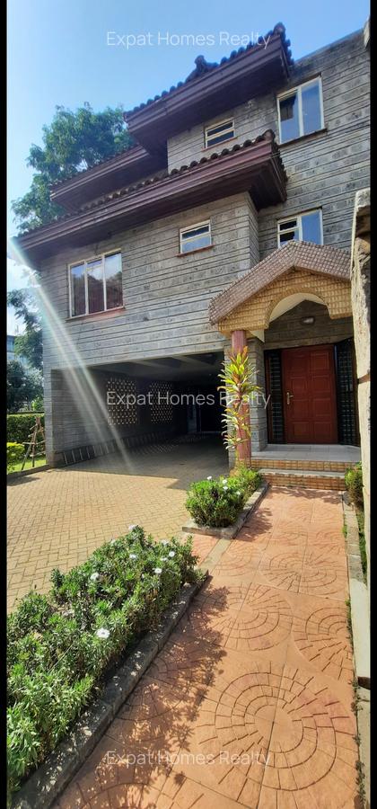 4 Bed House in Lavington - 1