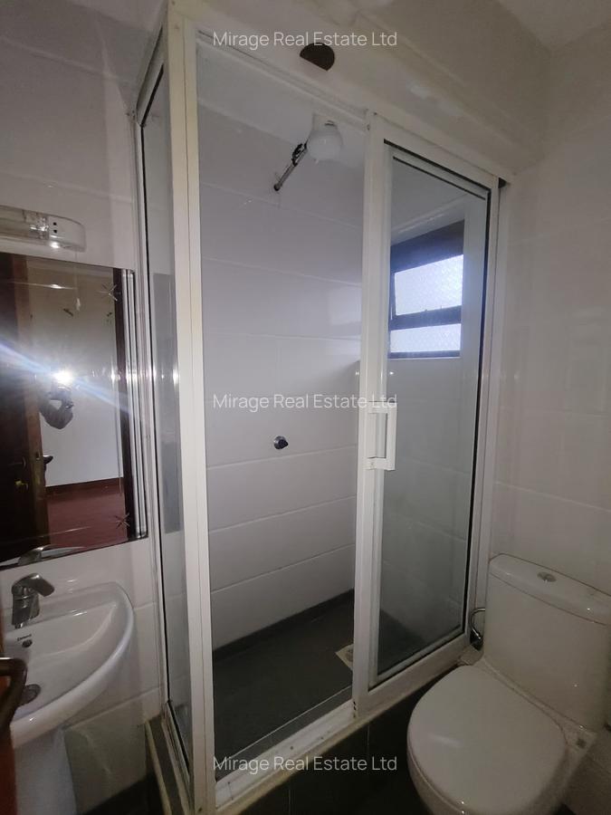 3 Bed Apartment with En Suite in Westlands Area - 11
