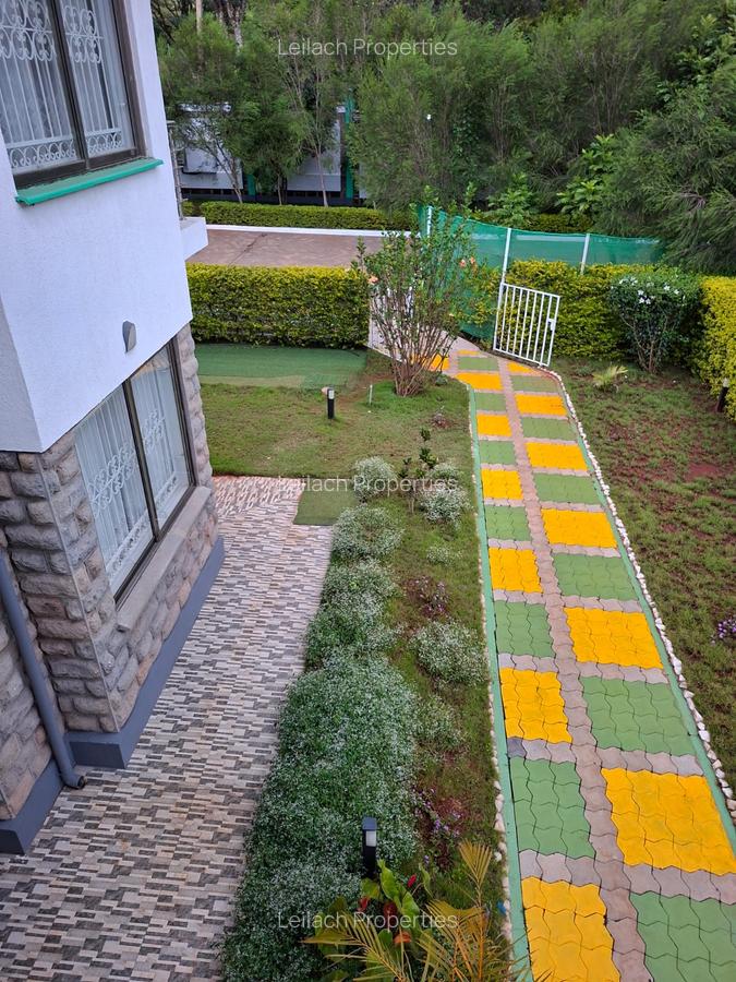 5 Bed House with En Suite in Karen - 3