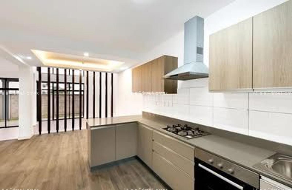 4 Bed Townhouse with En Suite in Loresho - 12