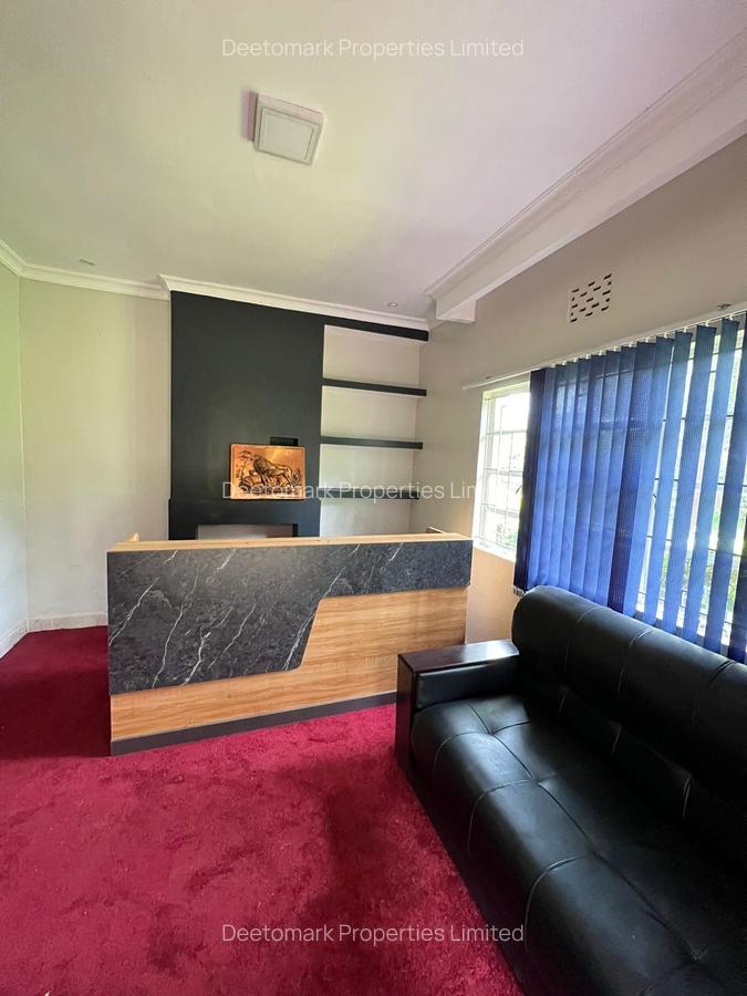 3 Bed House with Garden at Galleria - 8